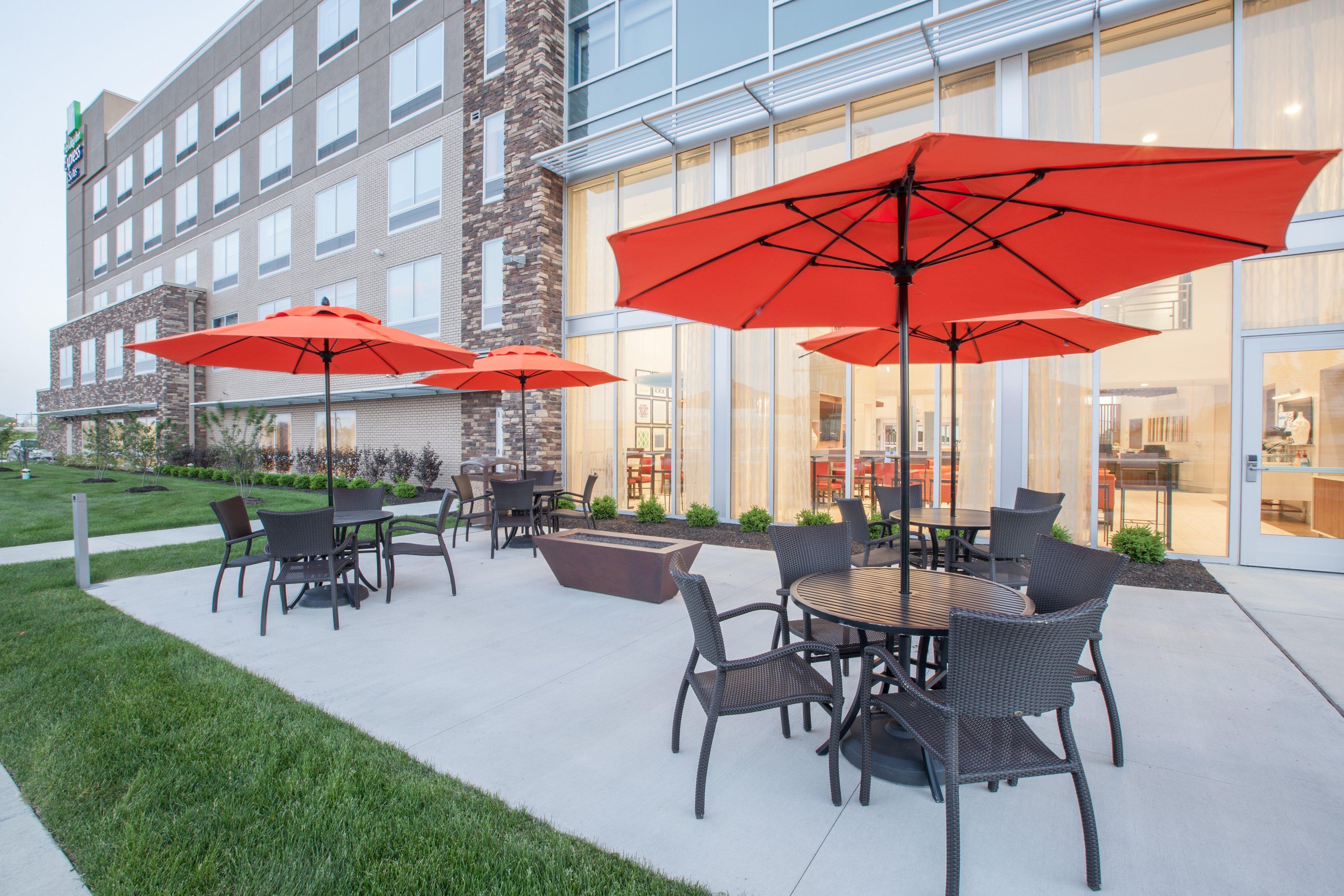 Holiday Inn Express & Suites - Indianapolis Ne - Ноблсвилл Экстерьер фото