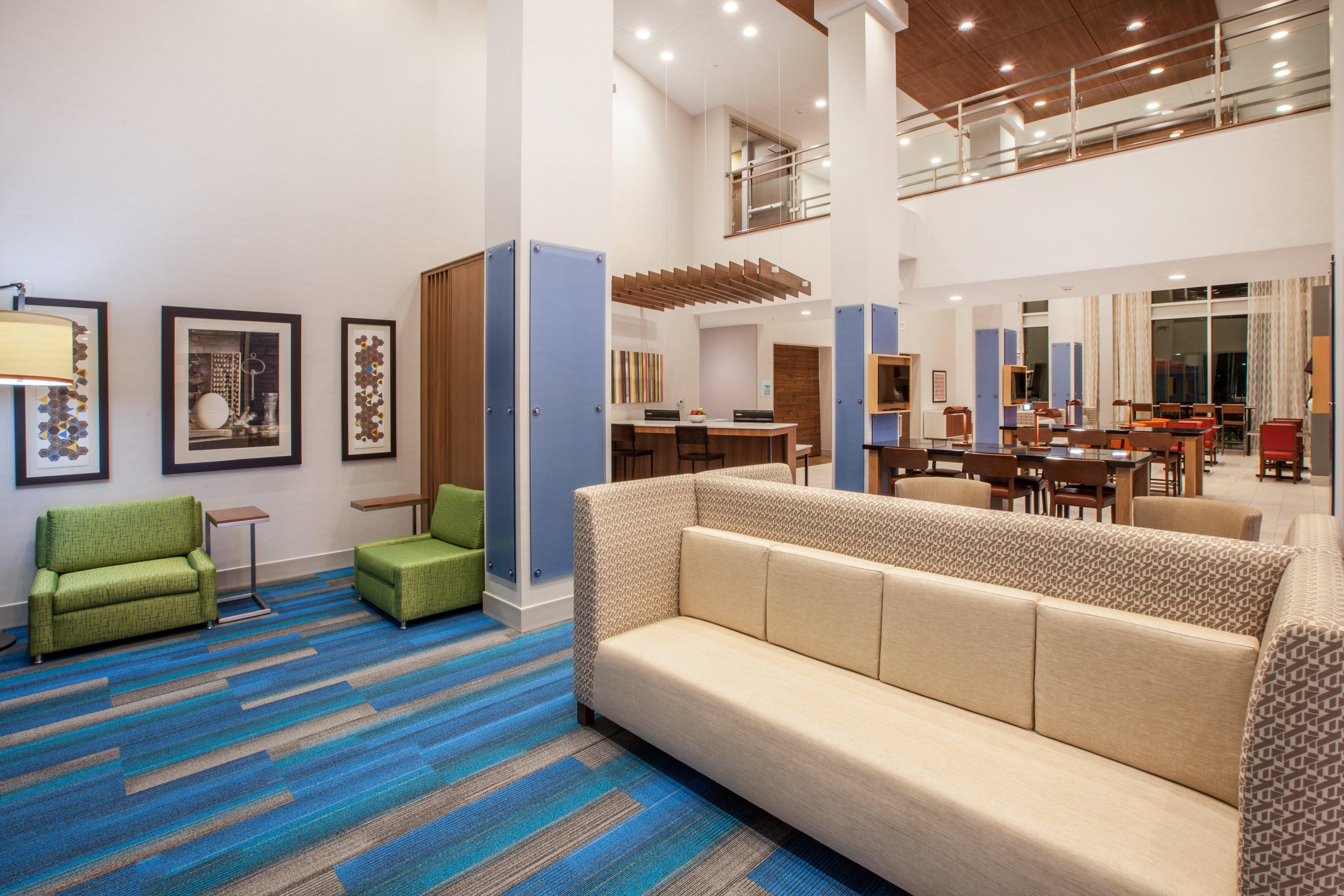 Holiday Inn Express & Suites - Indianapolis Ne - Ноблсвилл Экстерьер фото